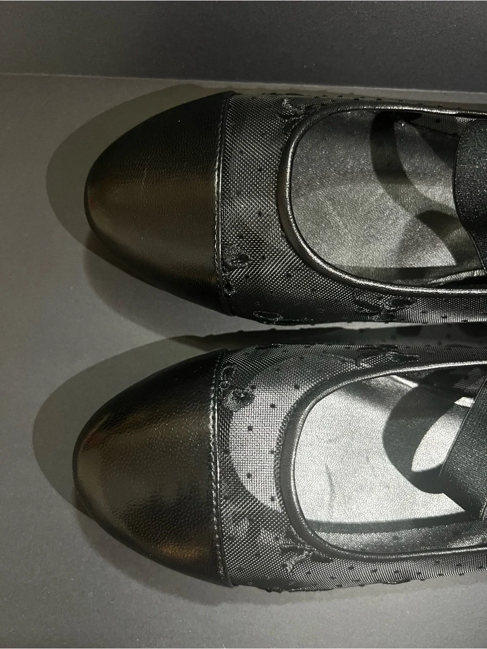 New Tory Burch Black Textured Ballet Flats with Elastic Strap